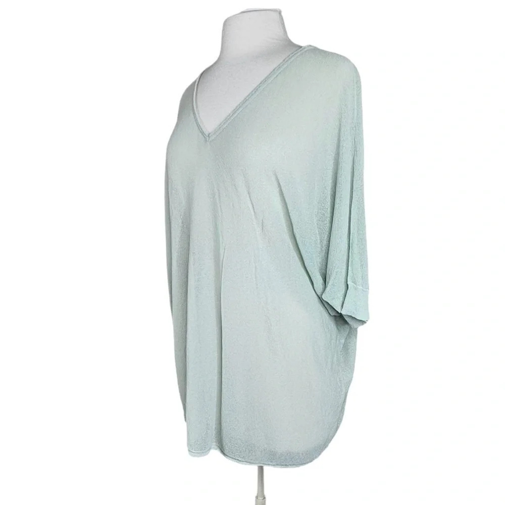 Eileen Fisher Linen Blend. Vneck Batwing Sheer Lightweight Shirt. Size Medium - Picture 15 of 15